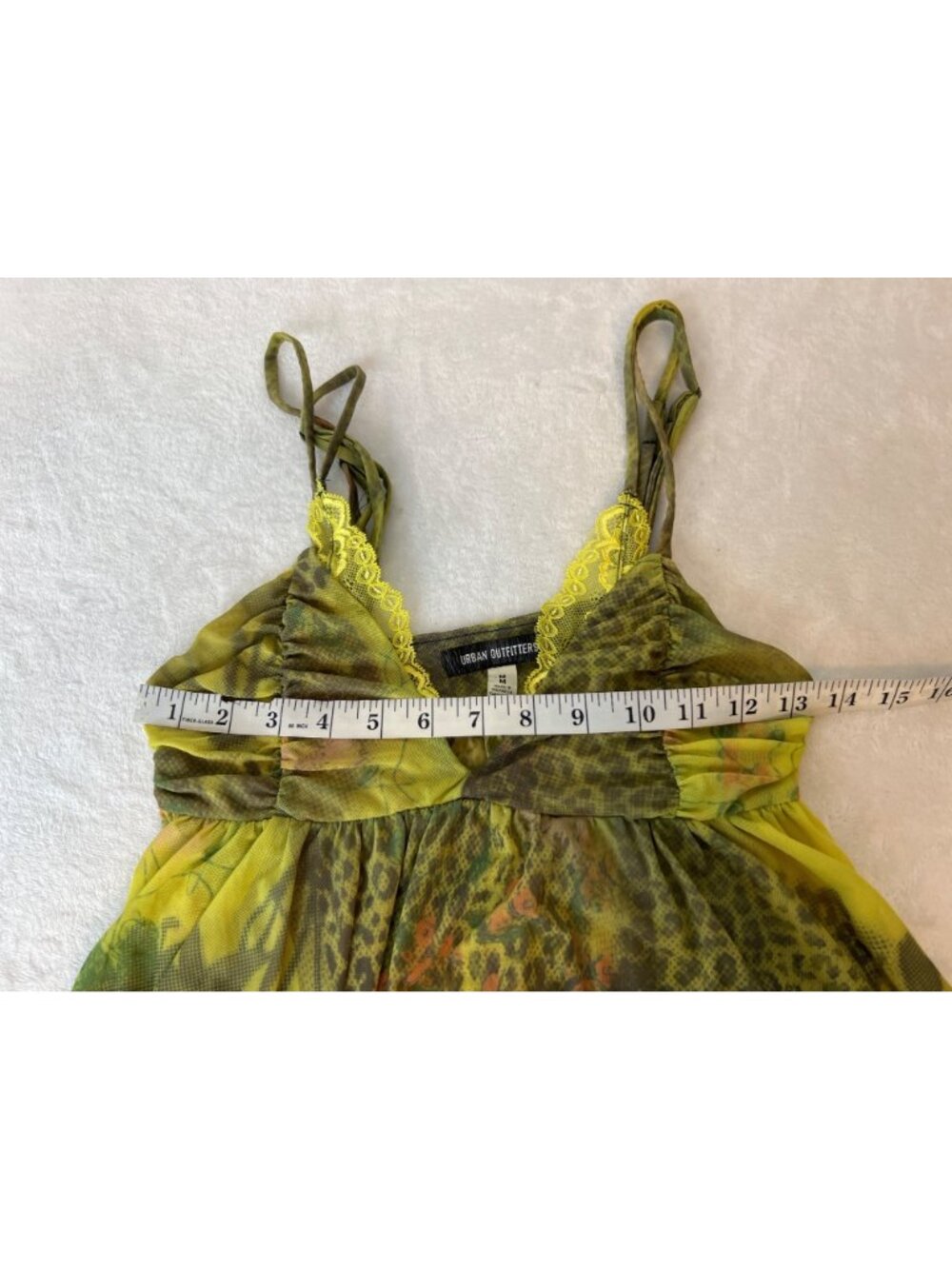 Urban outfitters Leah printed Green Y2K Babydoll Cami Medium Festival Top Party - Picture 8 of 10